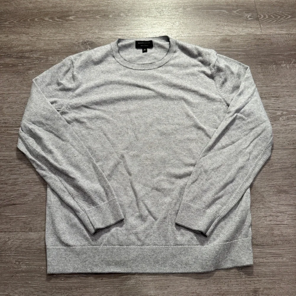 Banana Republic Sweater Mens M Gray Striped Silk Cashmere Premium Luxe Yarn